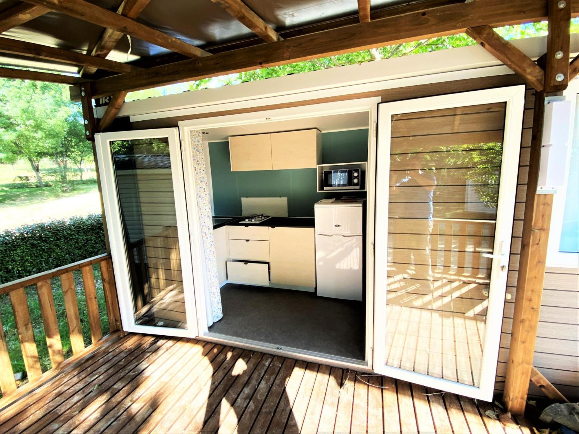 Les Bastides De Chanteraine Bungalows, Lodges & Spa Aiguines Ngoại thất bức ảnh